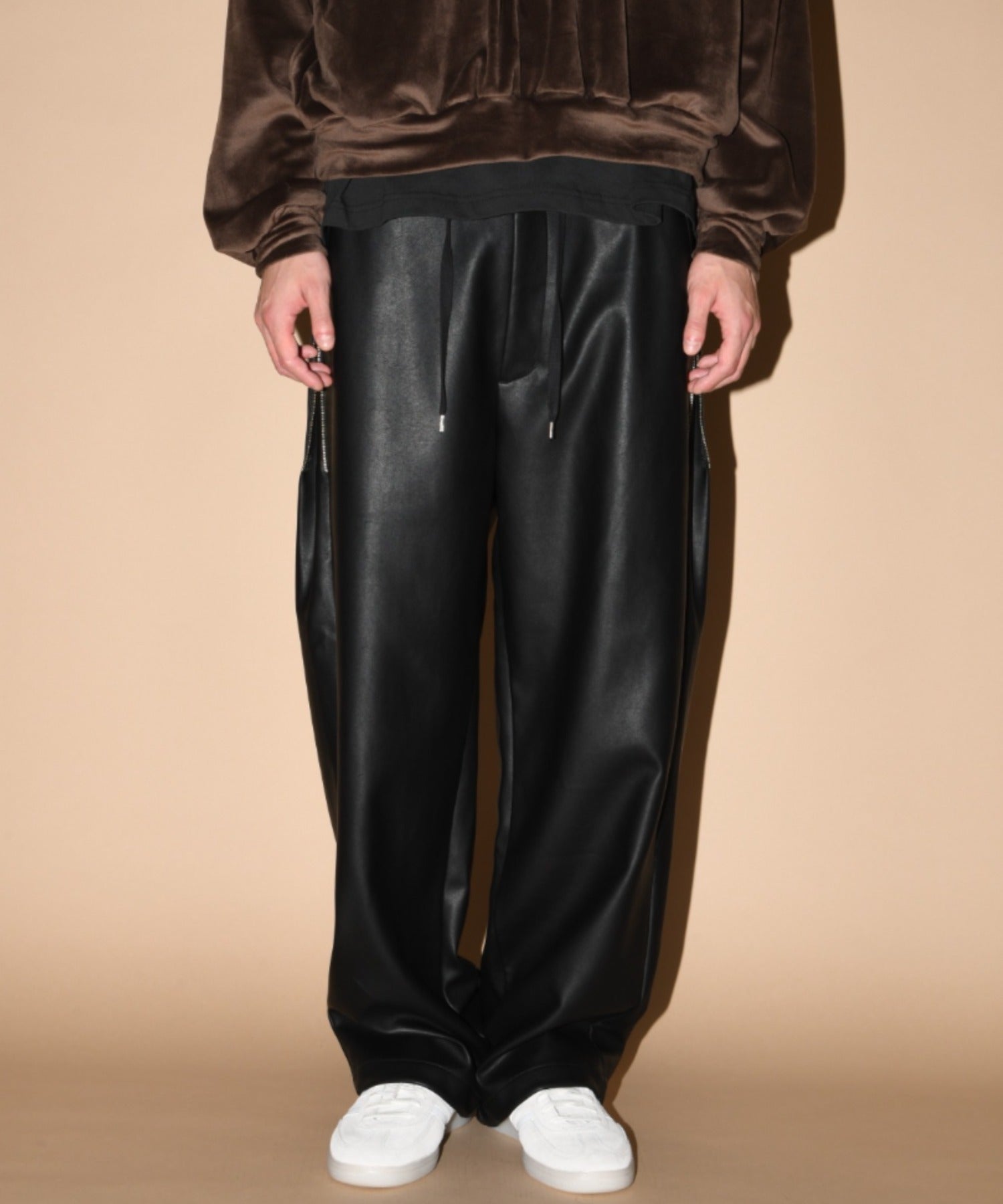 Faux Leather Side-zip Wide Pants - black