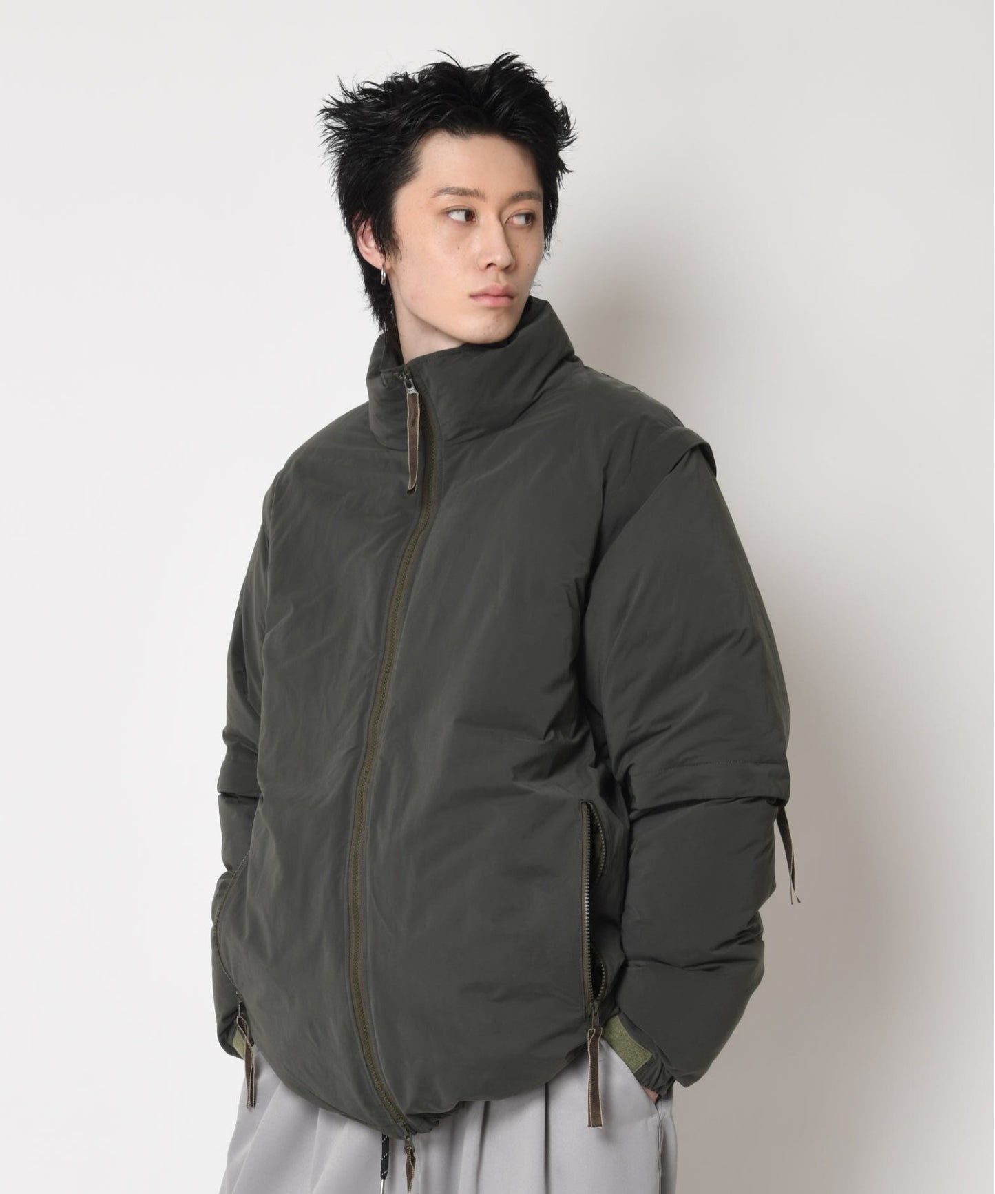 Extende puffer jacket - black