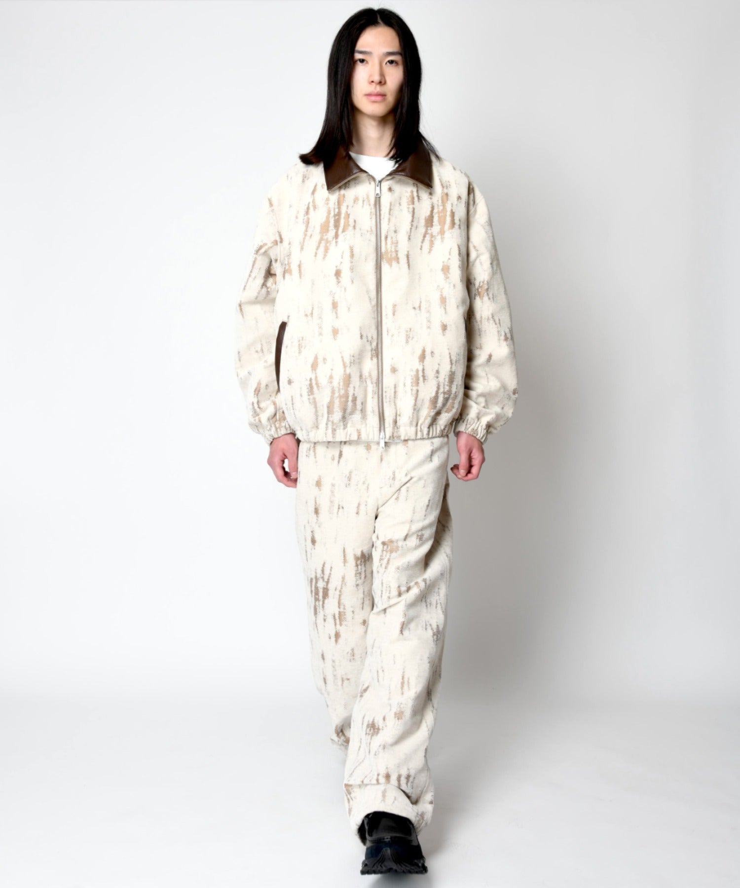Damage jacquard side-tuck wide trousers - ivory / beige