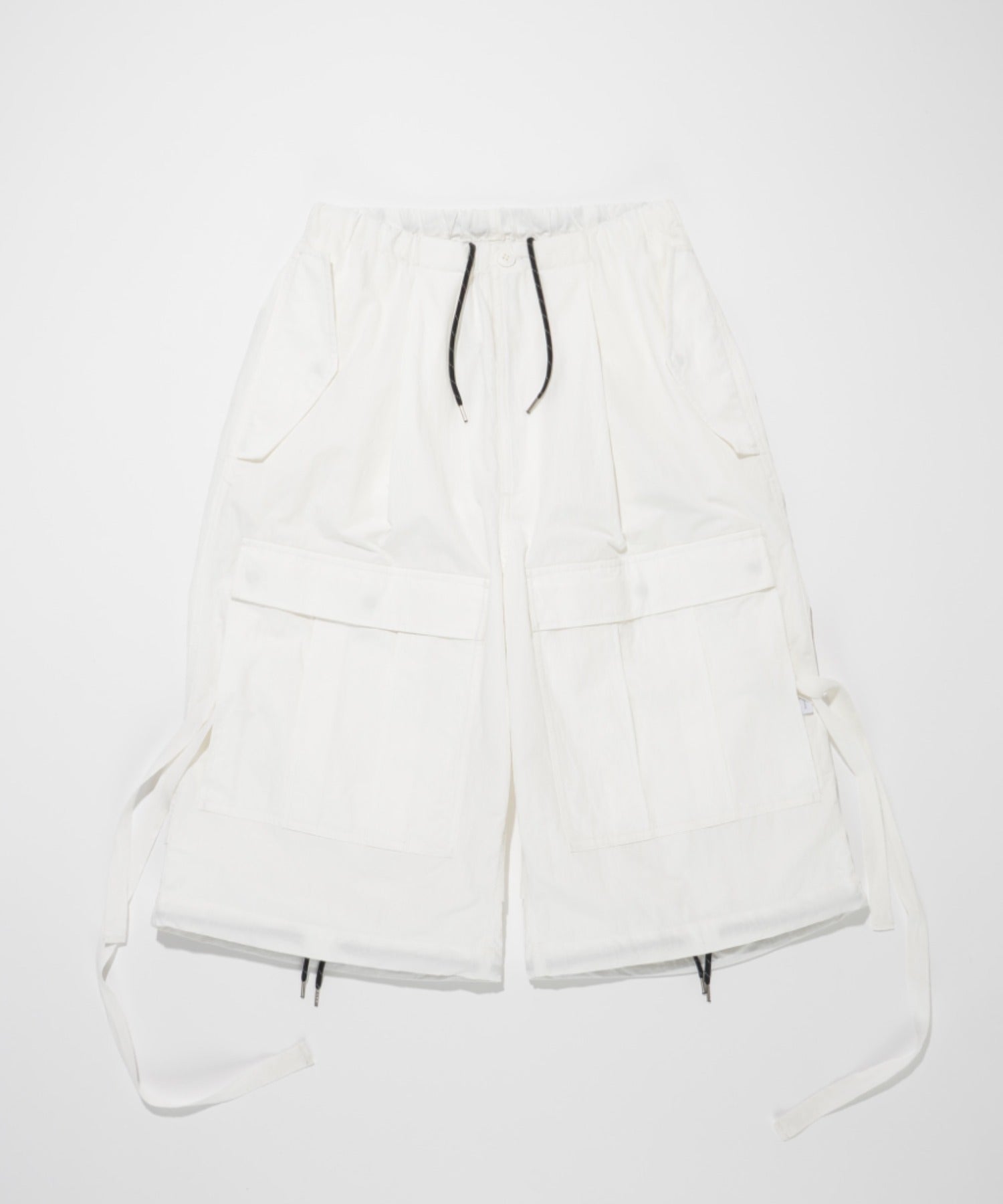 P/Rebuilt field cropped P - black
